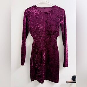 Elegant Velvet Long Sleeve Dress in Rich Purple
